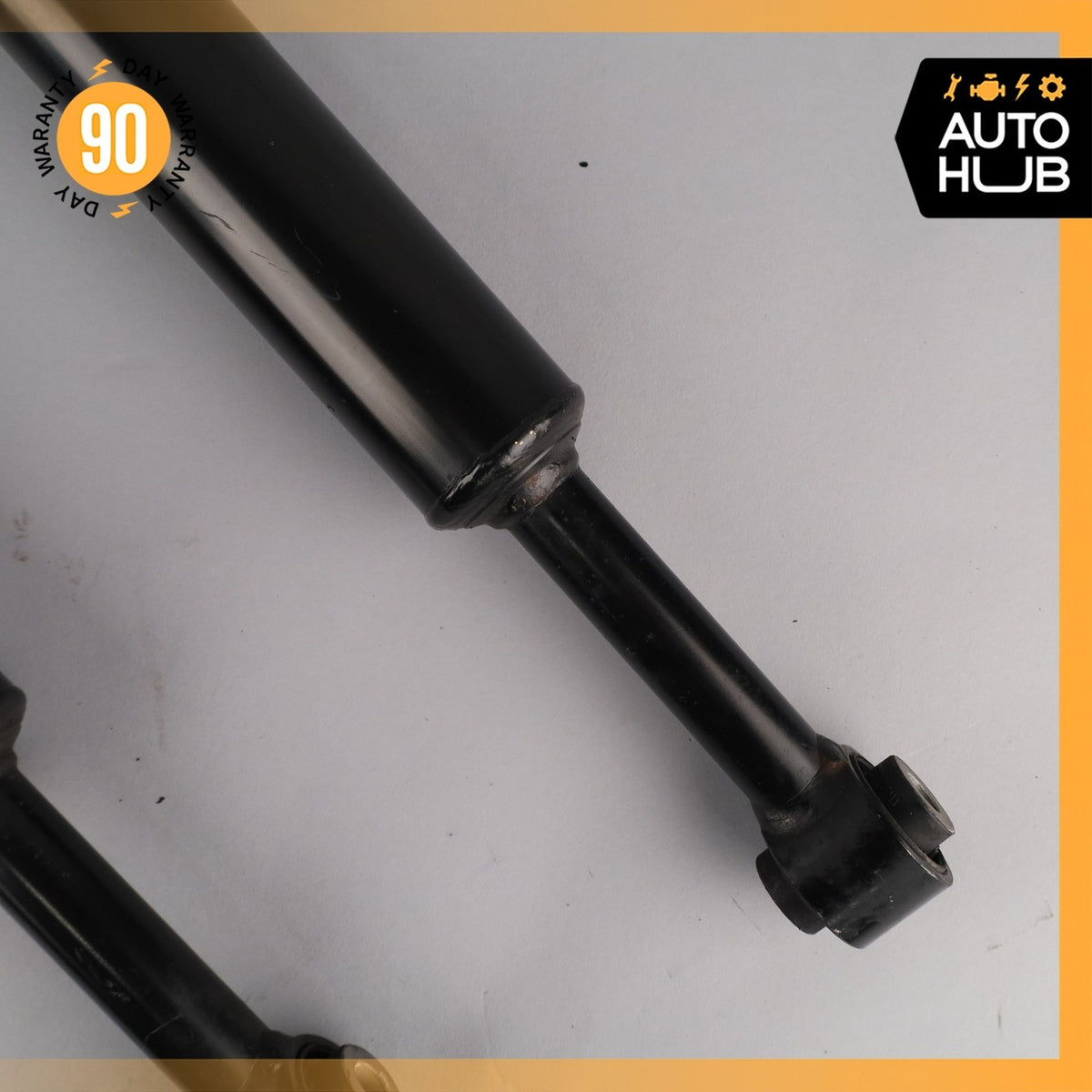 Maserati Ghibli Shock Strut Absorber Rear Left And Right Set 670008900 OEM - photo 21