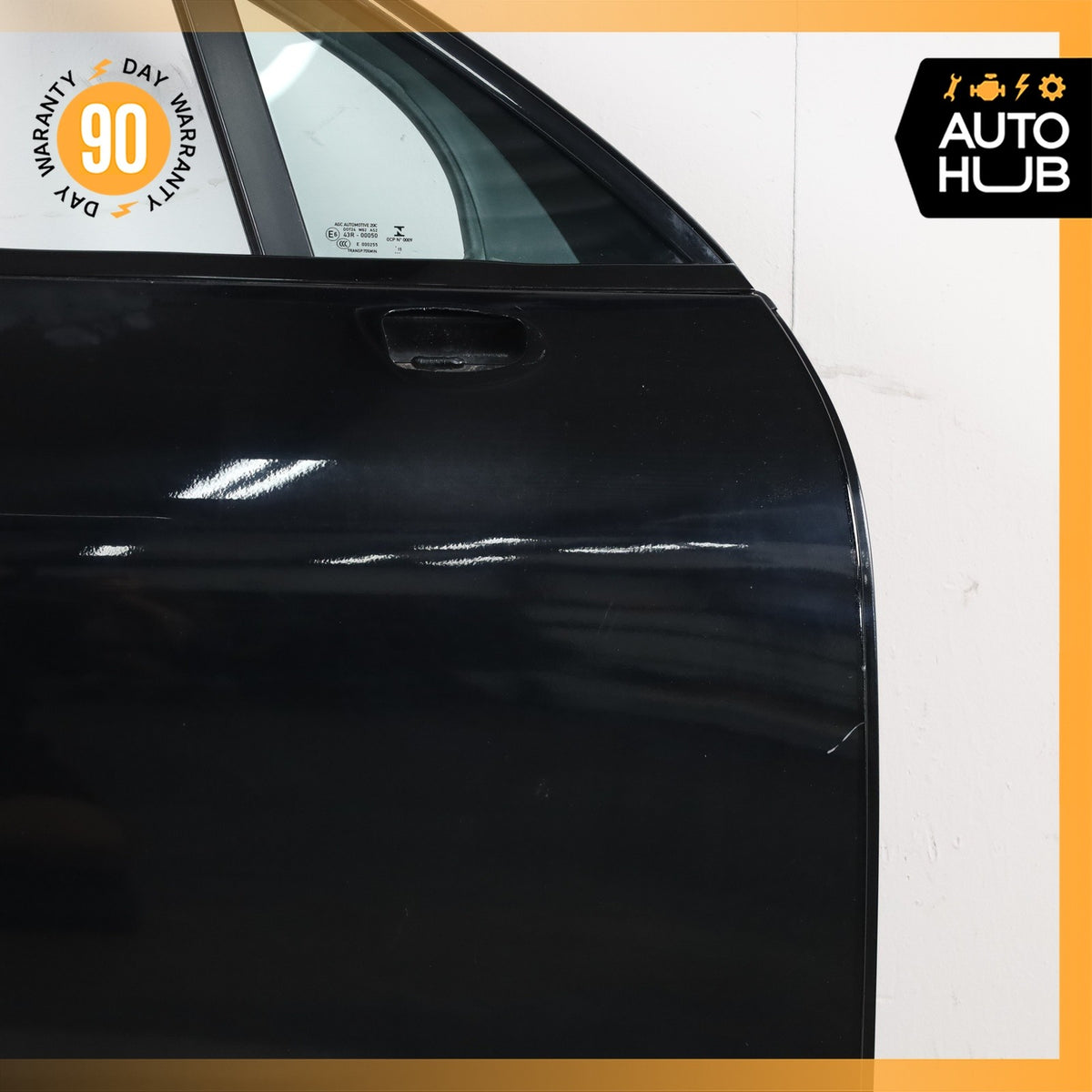 15-25 Porsche Macan 95B Front Right Passenger Side Door Shell Black OEM 74k - photo 4
