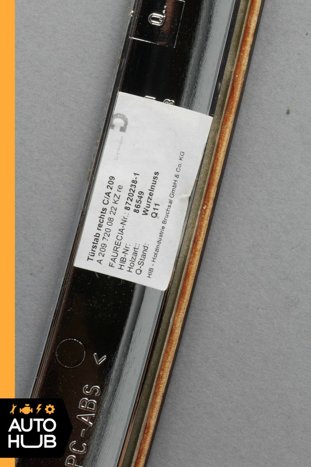 03-09 Mercedes W209 CLK350 CLK500 Front Right Passenger Door Panel Trim OEM - photo 12