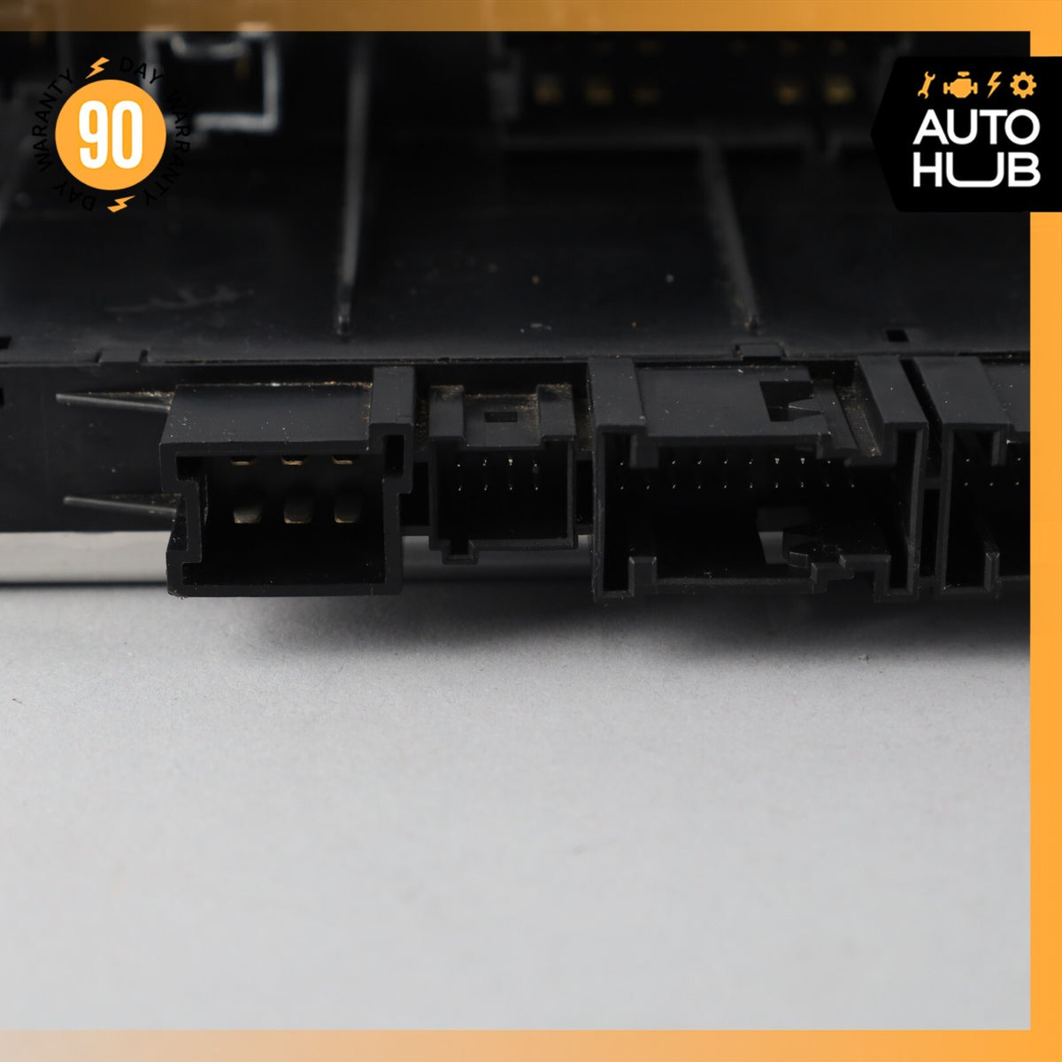 03-12 Mercedes R230 SL500 SL55 Front Left SAM Fuse Box Control Module OEM - photo 14