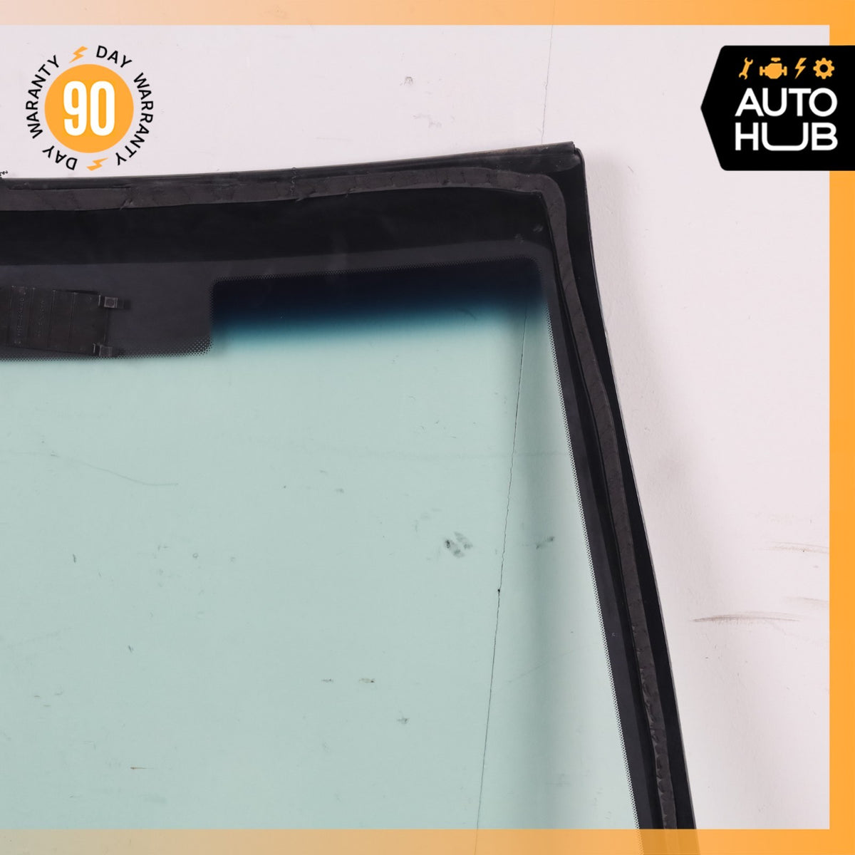04-09 Cadillac XLR Front Window Windshield Glass 20784513 OEM - photo 13