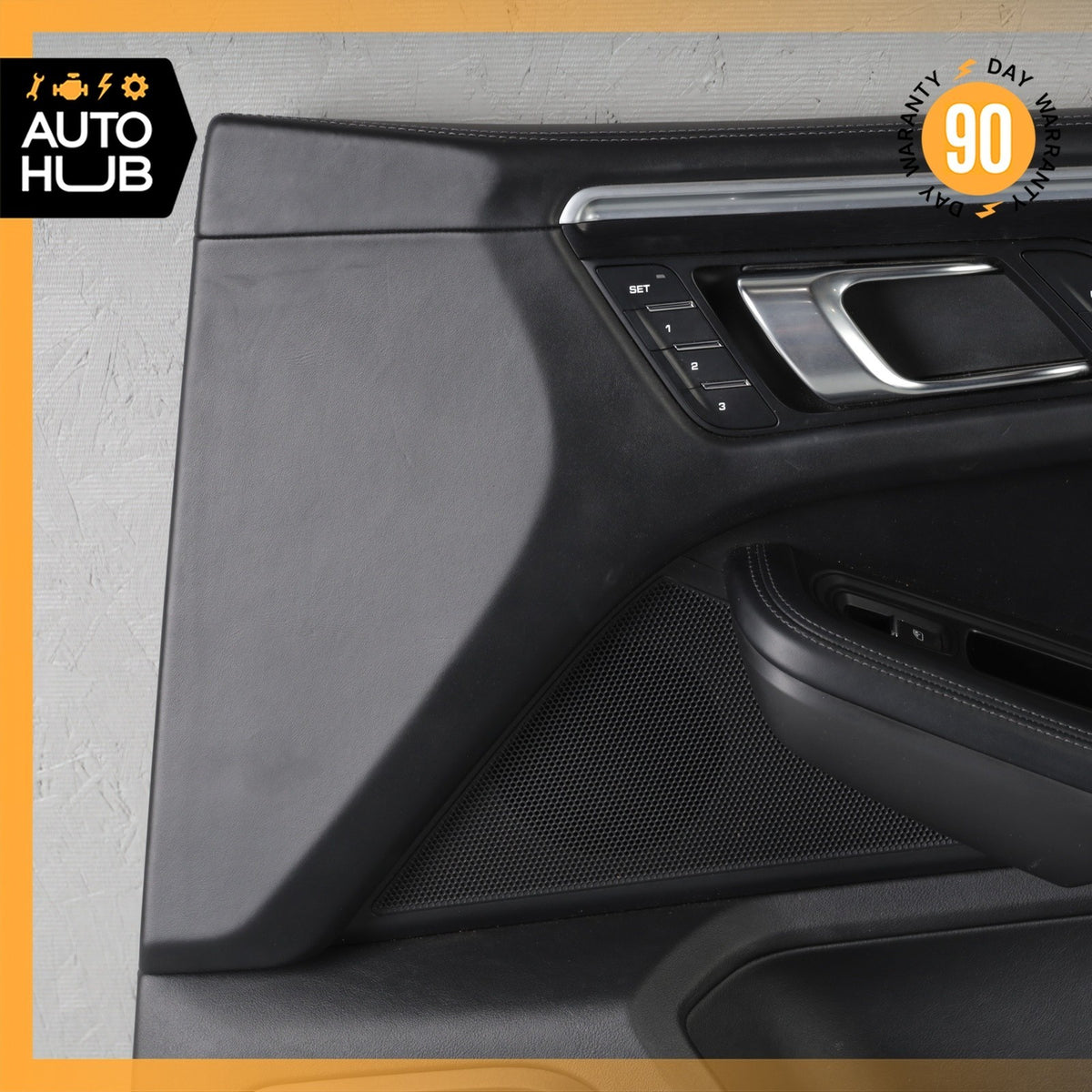 15-24 Porsche Macan 95B Front Right Side Interior Door Panel Leather OEM 44k - photo 4