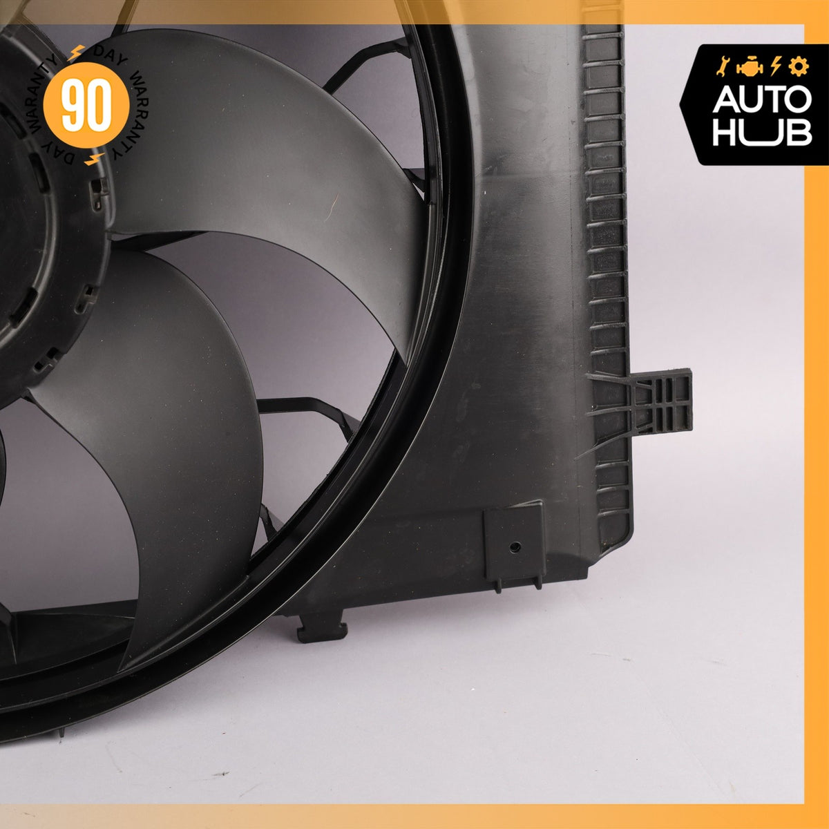 08-20 Mercedes W207 E400 C300 Engine Radiator Cooling Fan Motor Assembly OEM - photo 9