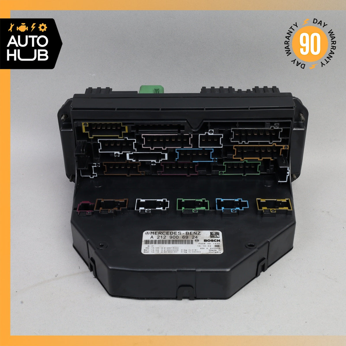 10-20 Mercedes W212 E250 CLS63 SLK250 Front SAM Module Relay Fuse Box OEM - photo 5