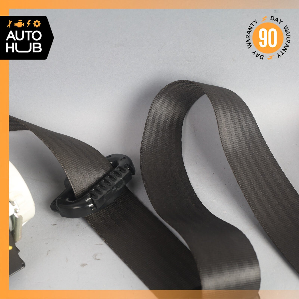 08-18 Maserati GranTurismo M145 Coupe Front Right Side Seat Belt Black OEM - photo 3