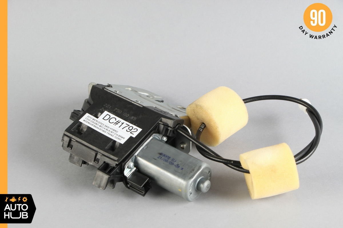 07-14 Mercedes W221 S400 CL63 AMG Rear Trunk Lid Latch Lock Actuator OEM - photo 3