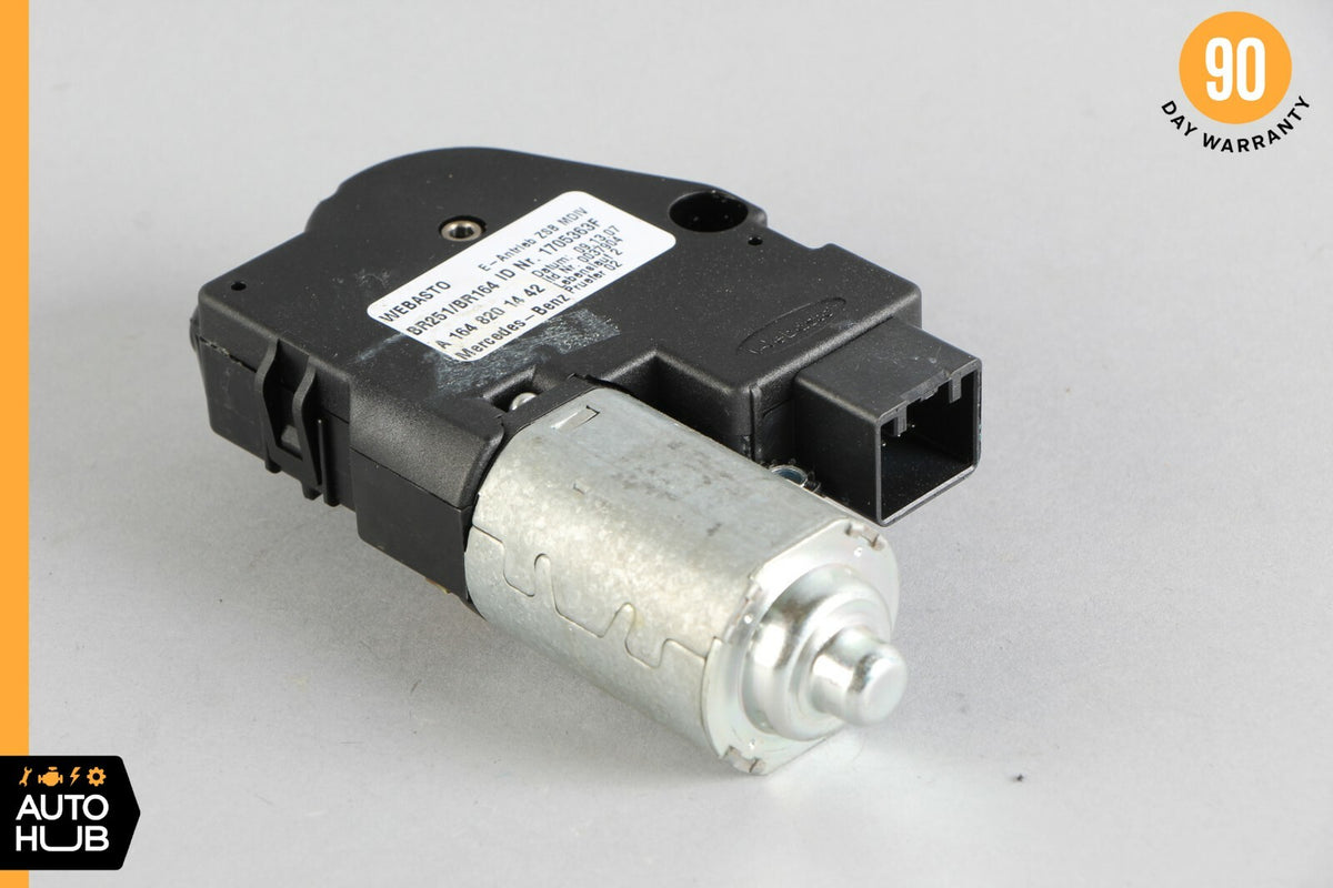06-13 Mercedes W251 R350 ML550 Panoramic Sunroof Sun Roof Motor 1648201442 OEM - photo 1