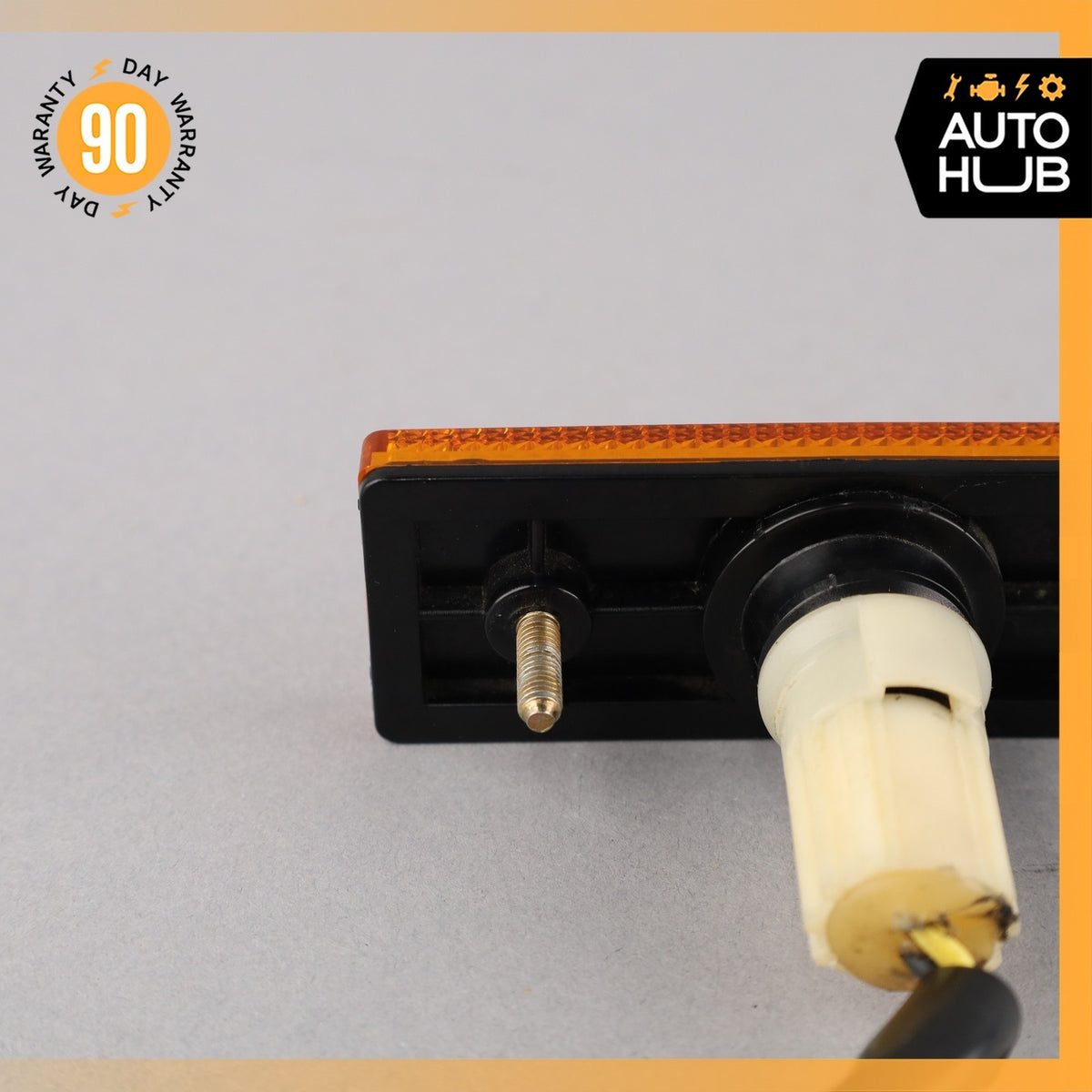 Maserati M138 Coupe 4200 CC Front Marker Yellow Light OEM 27k - photo 8