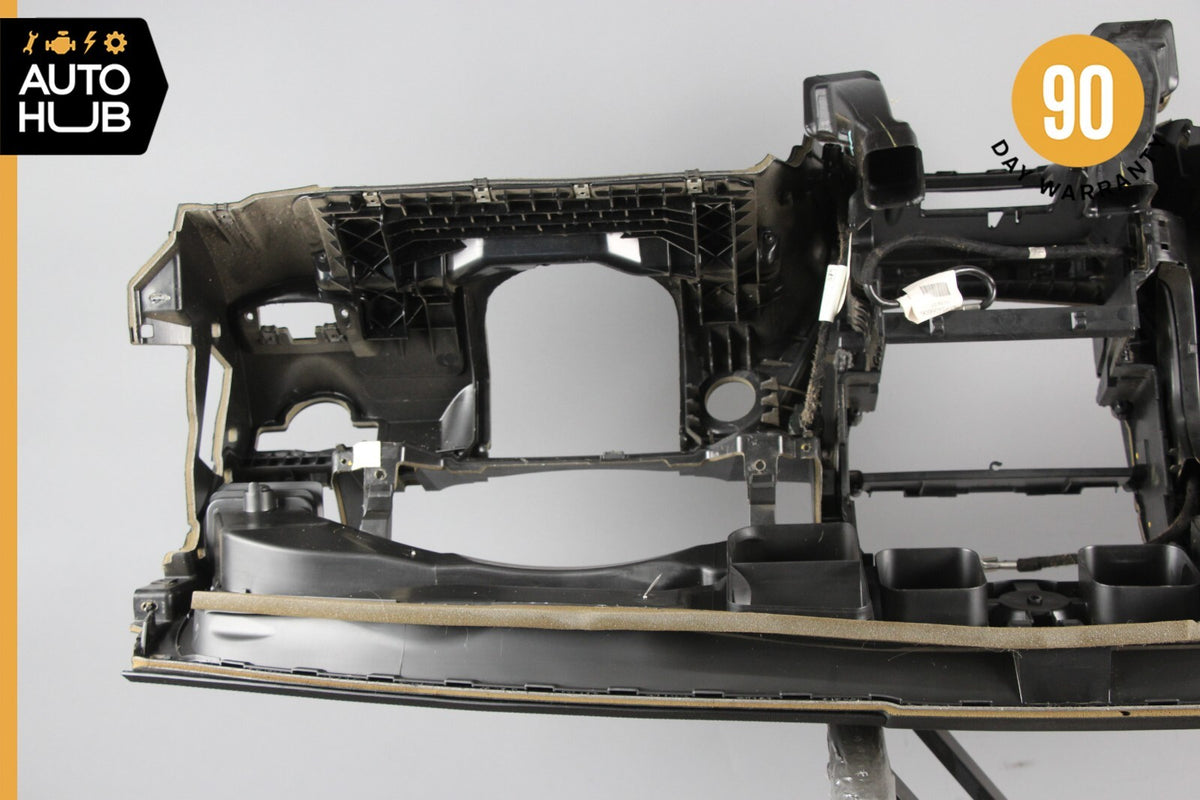 08-11 Mercedes W204 C300 C350 Dashboard Dash Board Panel Assembly w/ Airbag OEM - photo 10