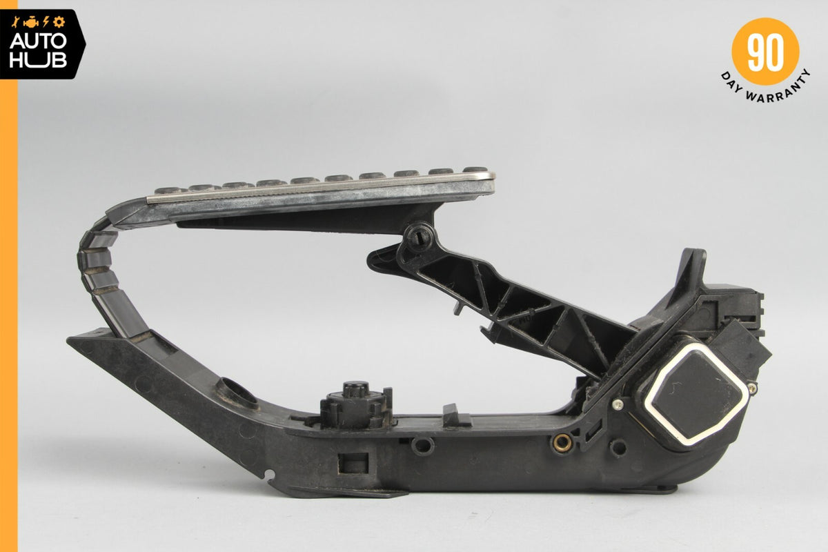 Mercedes R230 SL500 SL550 Gas Parking Brake Pedal Accelerator Set 2304300084 OEM - photo 6