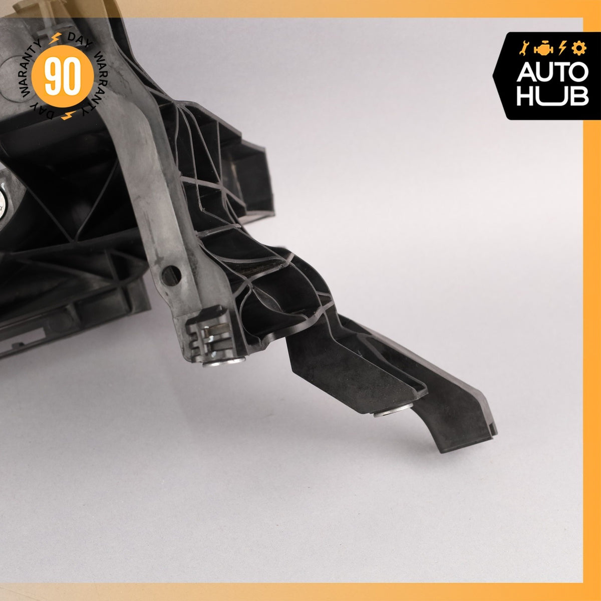Audi FY Q5 Right Side Headlight Bracket 80A805608 OEM - photo 10