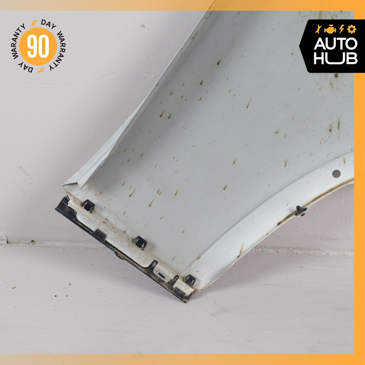 13-15 BMW E84 X1 Left Driver Side Fender Assembly White OEM - photo 9