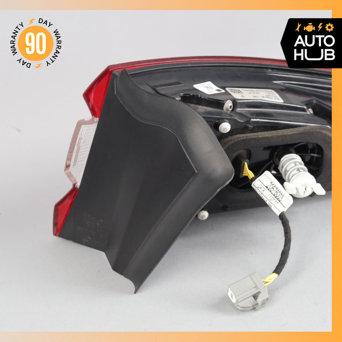 17-20 Maserati Levante M161 Outer Tail Light Lamp Left Driver Side OEM 73k - photo 12