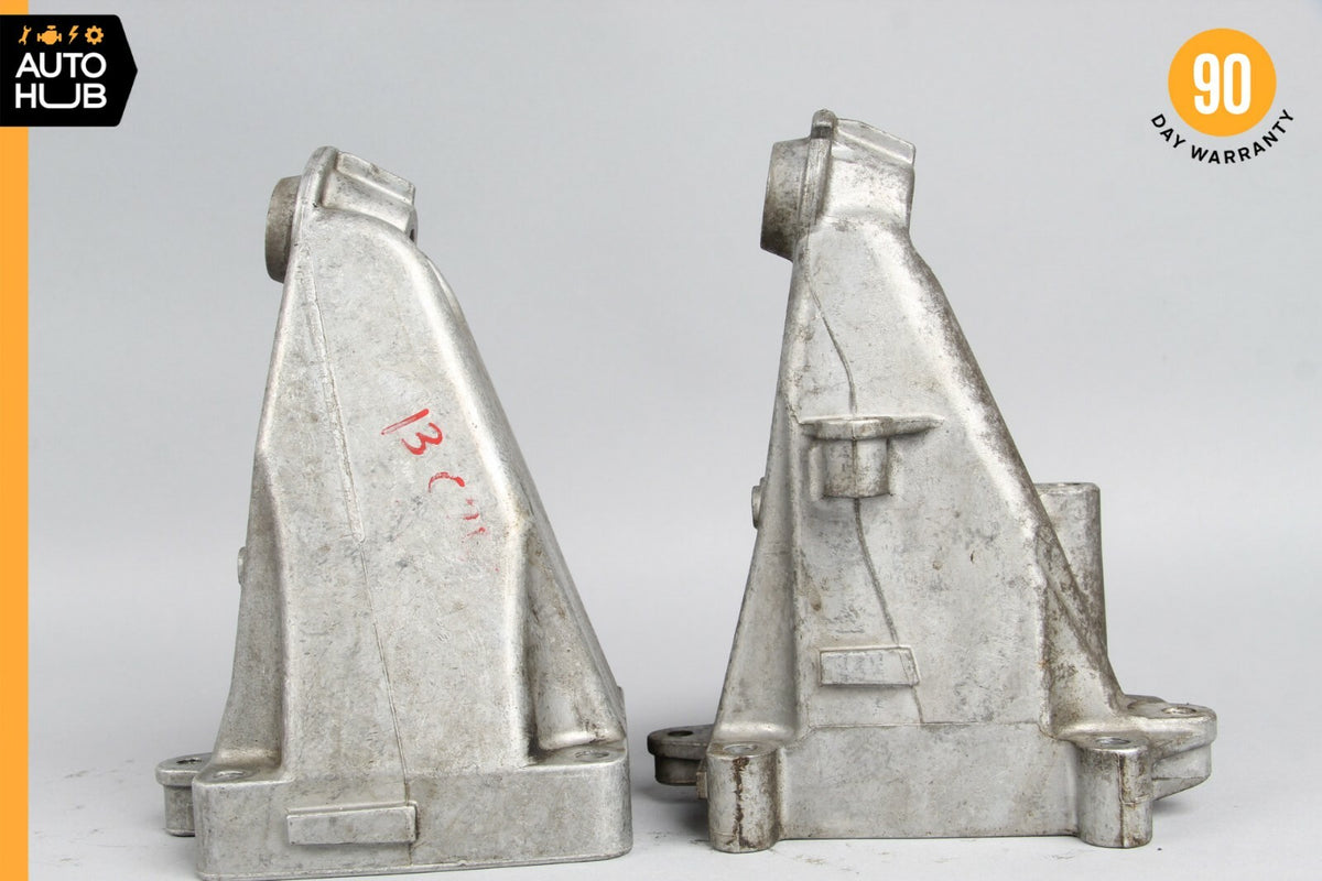 12-15 Mercedes W204 C250 Engine Motor Bracket Mount Right & Left Set of 2 OEM - photo 7