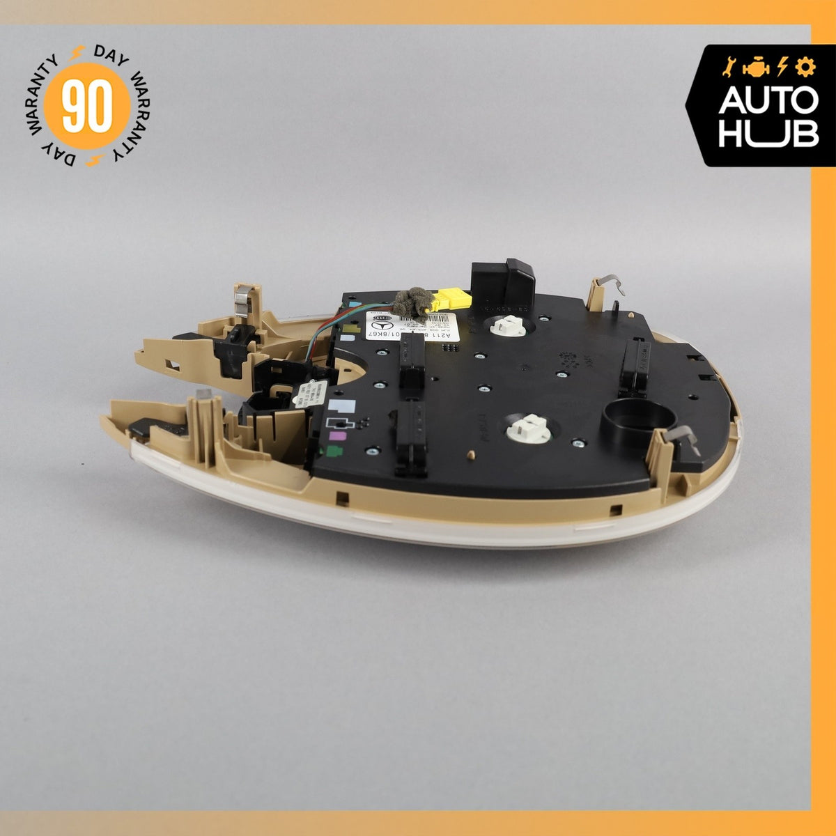 07-09 Mercedes W211 E350 E550 E63 Front Overhead Dome Light Beige 2118207201 OEM - photo 14