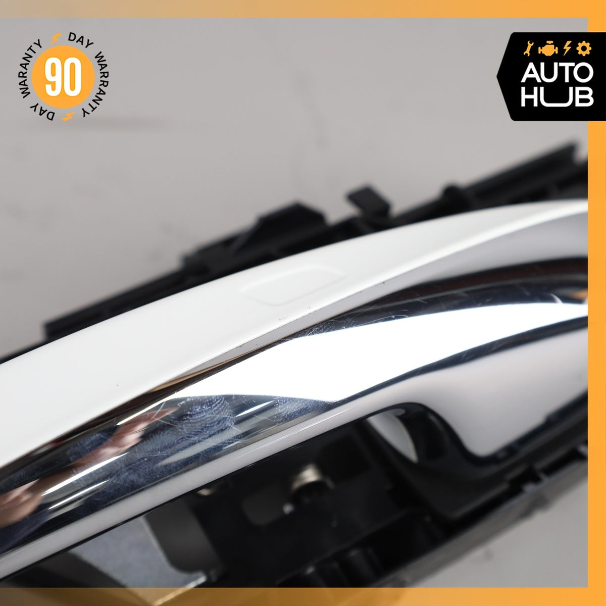 Mercedes W205 C43 Front Left Exterior Door Handle OEM - photo 2