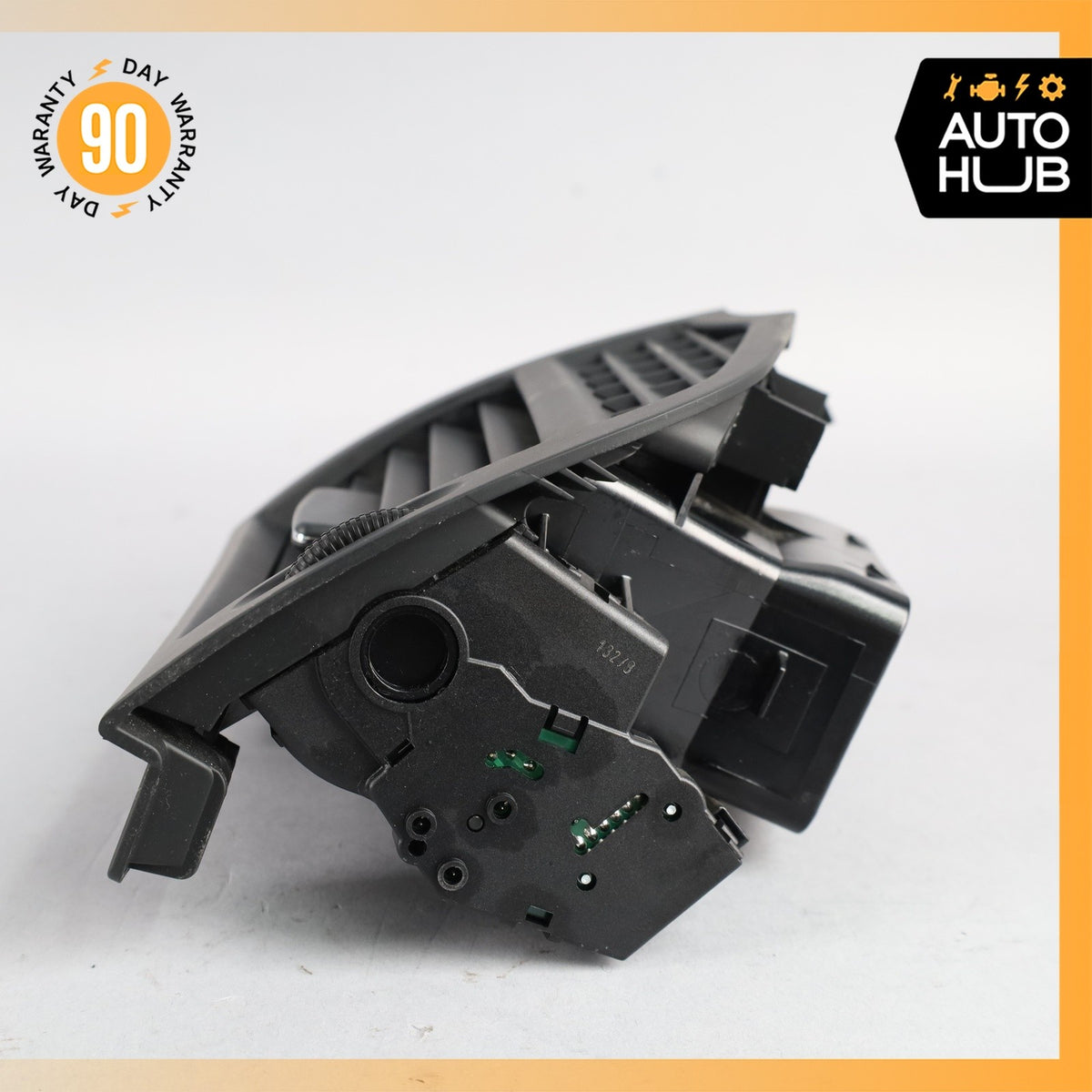 07-14 Mercedes W221 S63 CL550 Left Side Dashboard AC A/C Air Vent Black OEM - photo 9