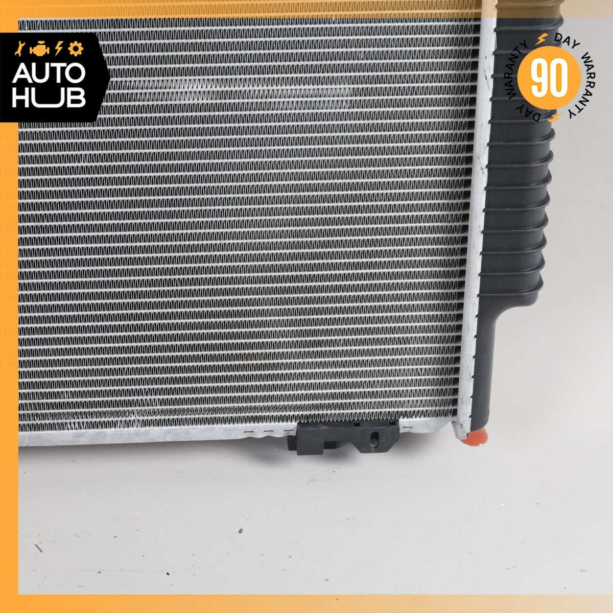Mercedes W210 E430 M113 Engine Cooling Water Radiator Aftermarket - photo 12