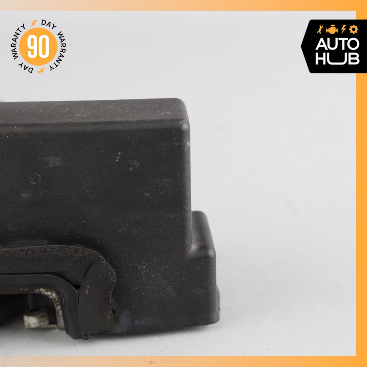 09-19 Maserati GranTurismo M145 Right Side Door Lock Latch Actuator OEM 60k - photo 7