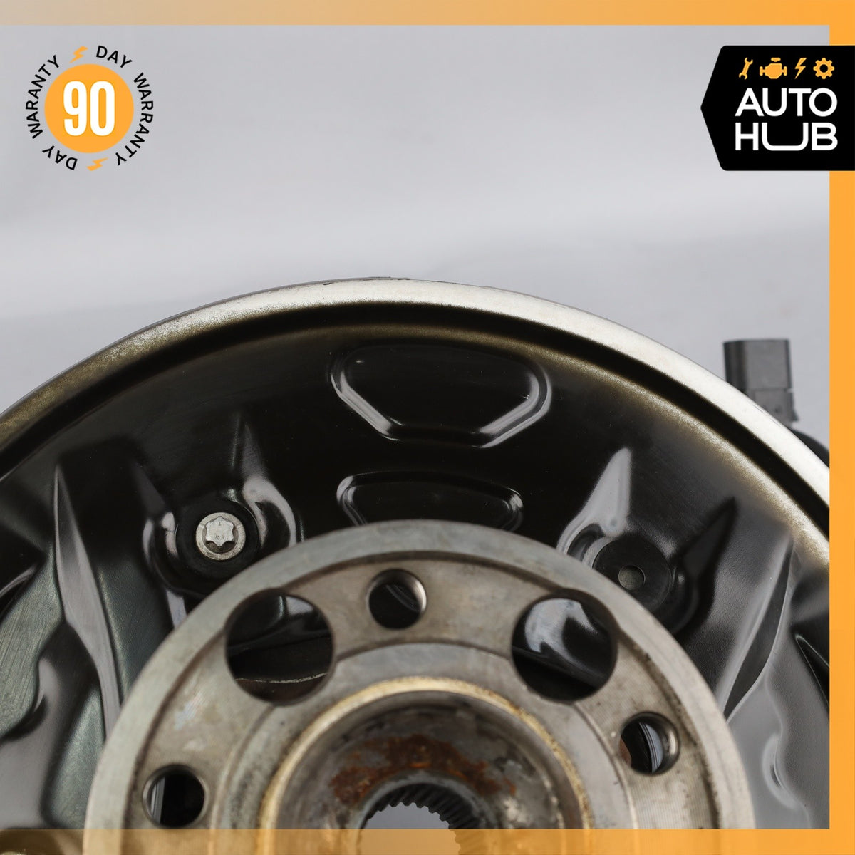 17-20 Mercedes W213 E300 E350 Rear Left Side Spindle Knuckle Hub OEM 84k - photo 4