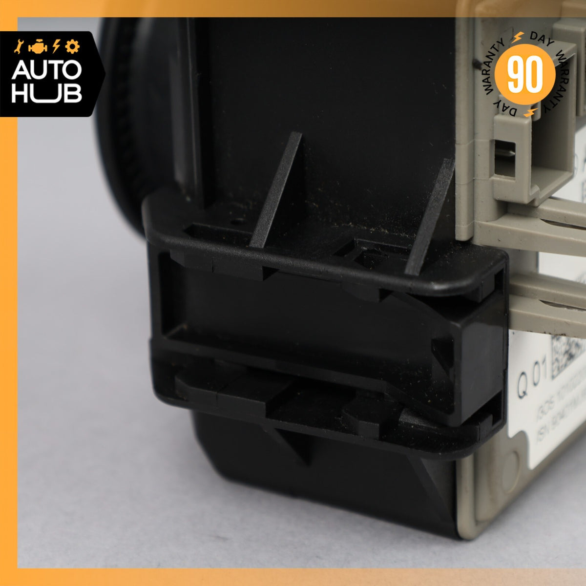2014 Mercedes W212 E400 E550 E63 AMG  Ignition Switch Module 2189053501 OEM - photo 4