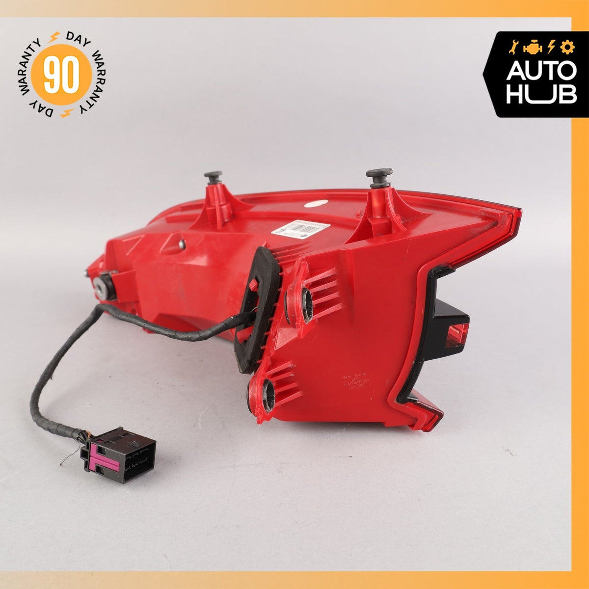 15-18 Porsche Macan 95B S GTS Left Side Outer Tail Light Lamp 95B945095E OEM - photo 9