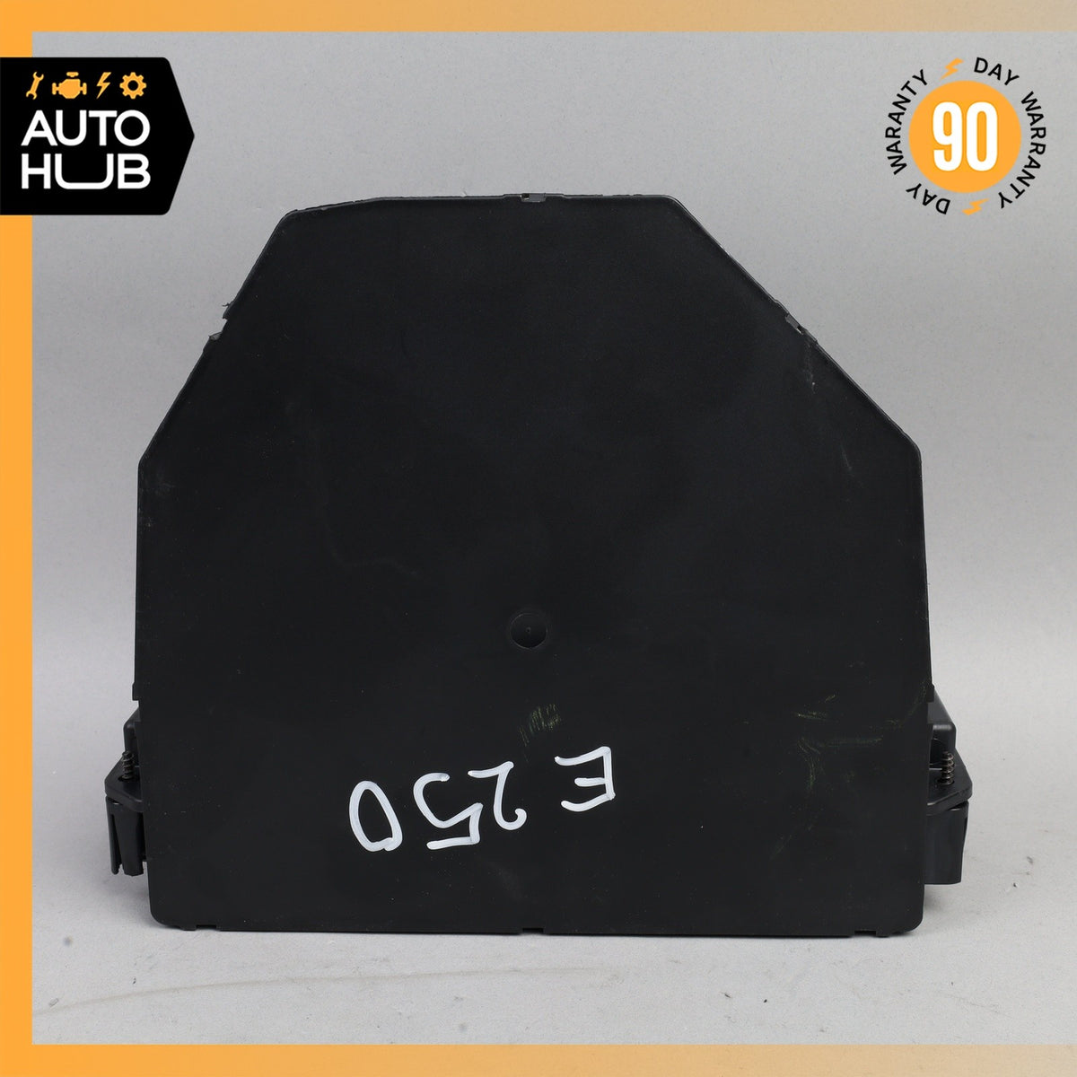10-20 Mercedes W212 E250 CLS63 SLK250 Front SAM Module Relay Fuse Box OEM - photo 9