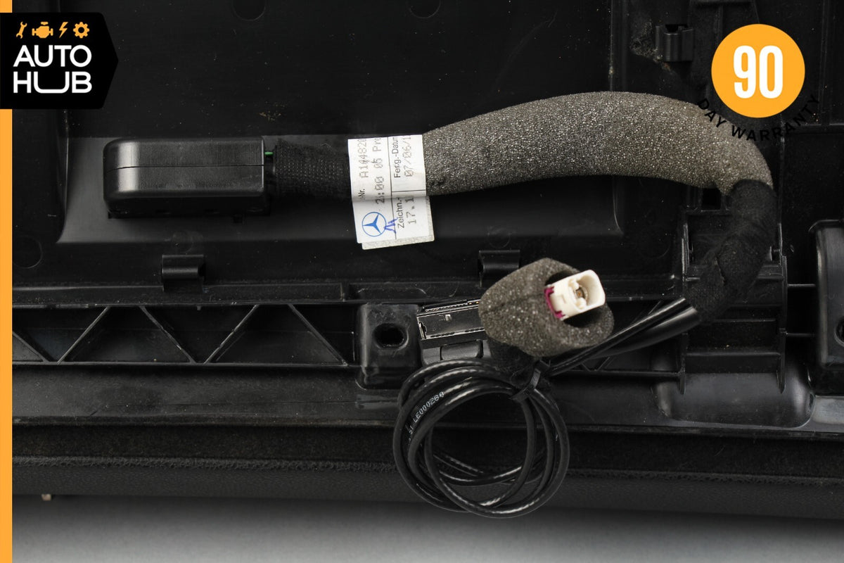 06-13 Mercedes W251 R350 R500 Dashboard Glove Box Storage Compartment w/Key OEM - photo 9