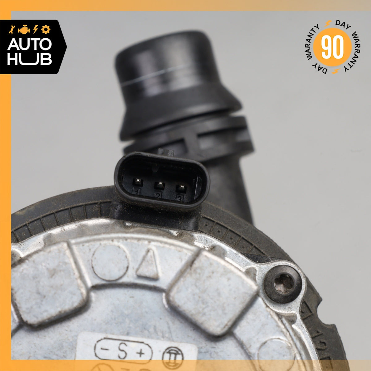 Mercedes W242 B250e E400 E43 Auxiliary AUX Circulation Water Pump w/ Pipe OEM - photo 3