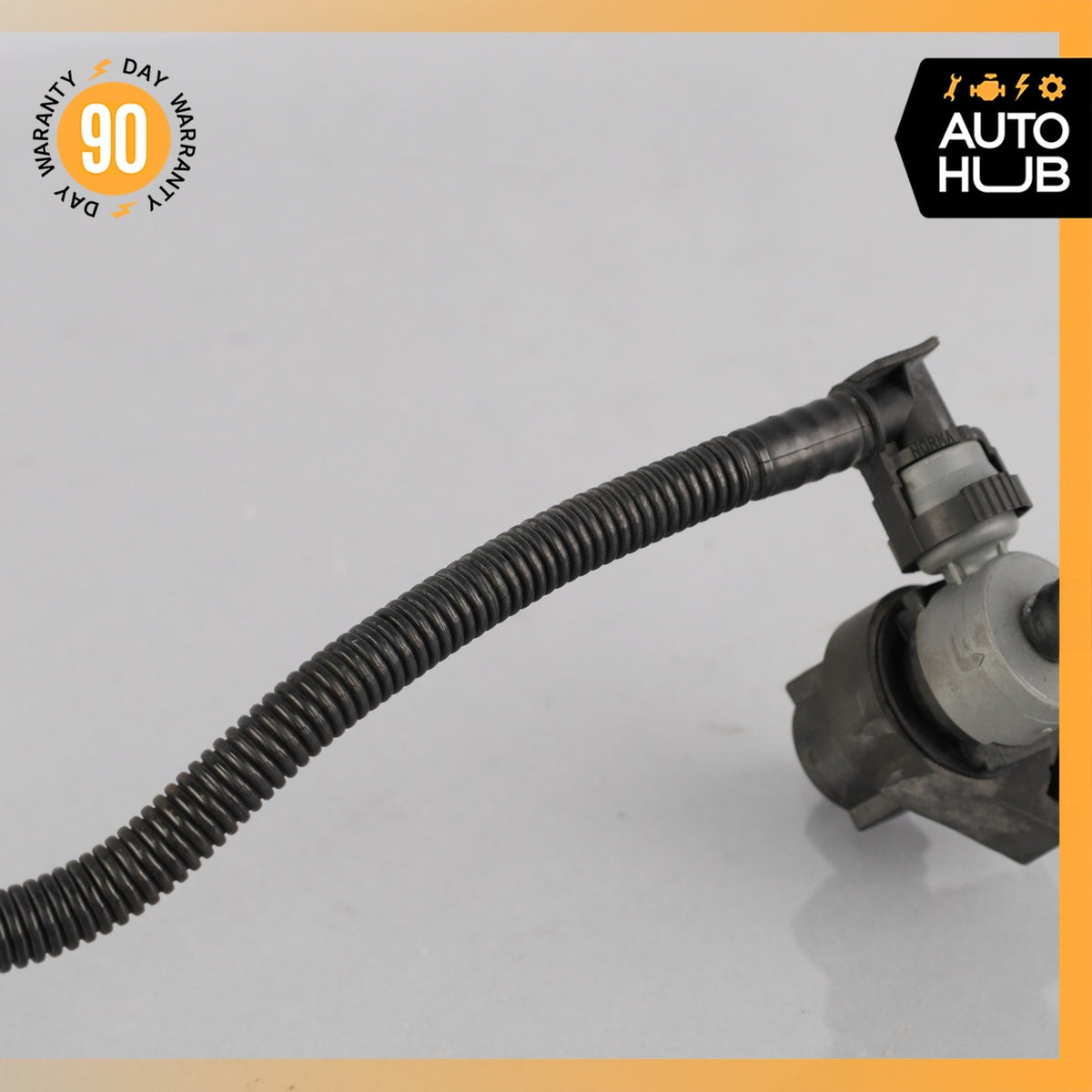 BMW E88 128i 328i Fuel Vent Ventilation Breather Valve Hose OEM - photo 5