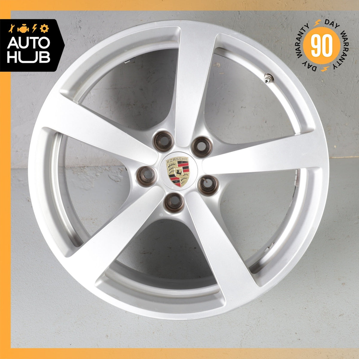 Porsche Macan 95B S 8 x 18 18" Front Wheel Rim Silver 95B601025AP OEM - photo 1