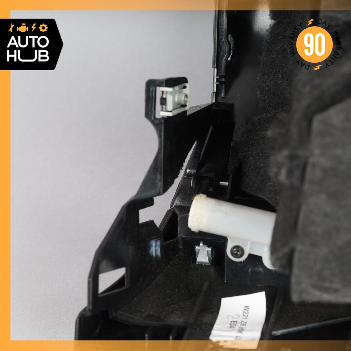 10-13 Mercedes W221 S400 S550 S63 AMG Dash Board Glove Box Compartment Black OEM - photo 13