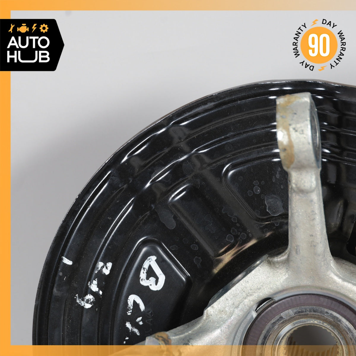 Mercedes W242 B250e Front Right Side Spindle Knuckle Hub OEM - photo 10