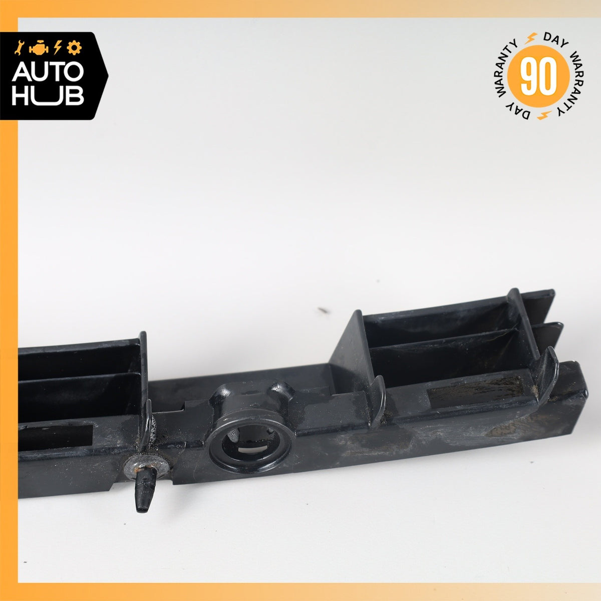Mercedes R231 SL550 Rear Left Side Bumper Support Bracket 2318810106 OEM - photo 2