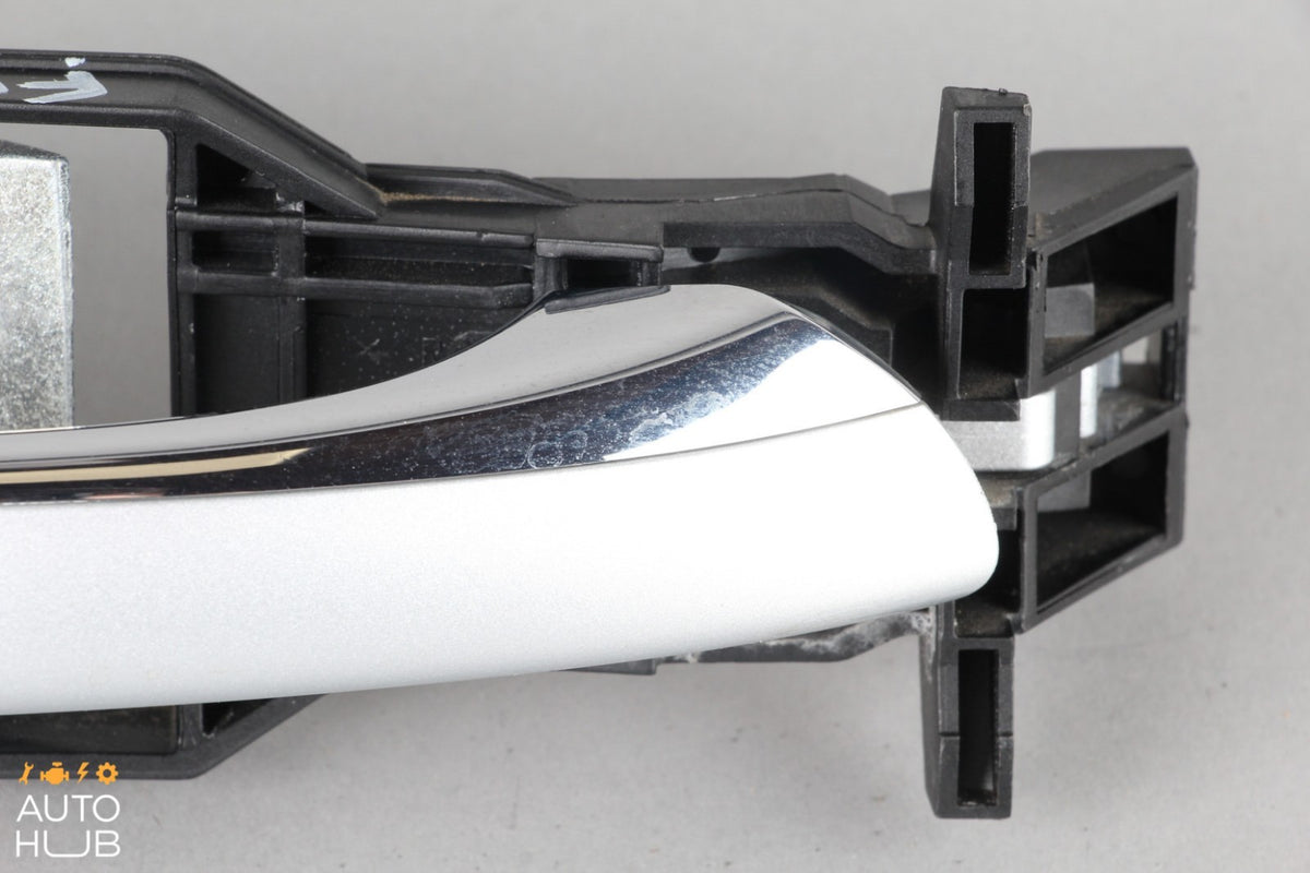 06-11 Mercedes W219 CLS500 CLS550 Exterior Door Handle Front Right Side OEM - photo 5
