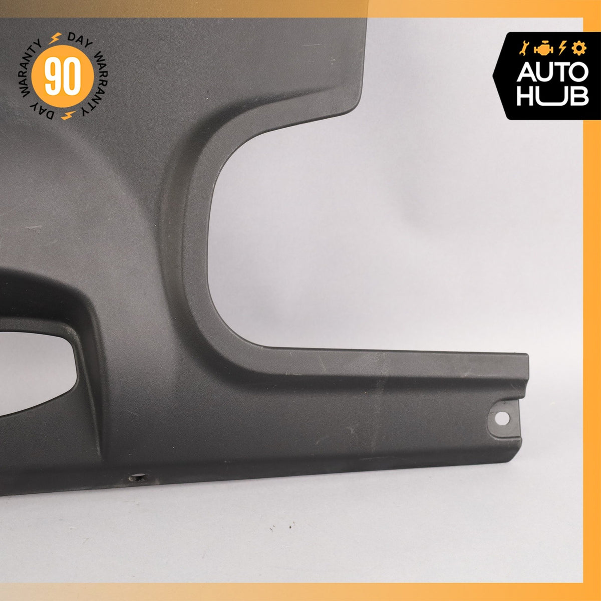 Porsche Macan 95B Front Left Engine Compartment Cover Panel Trim 95B806583B OEM - photo 6