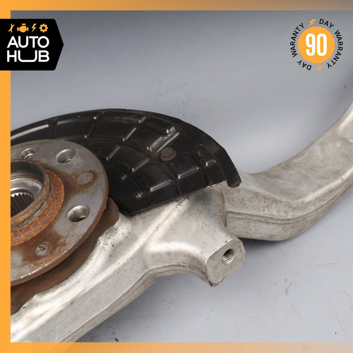 2017 Maserati Levante S M161 Front Right Passenger Side Knuckle Spindle OEM 26k - photo 4