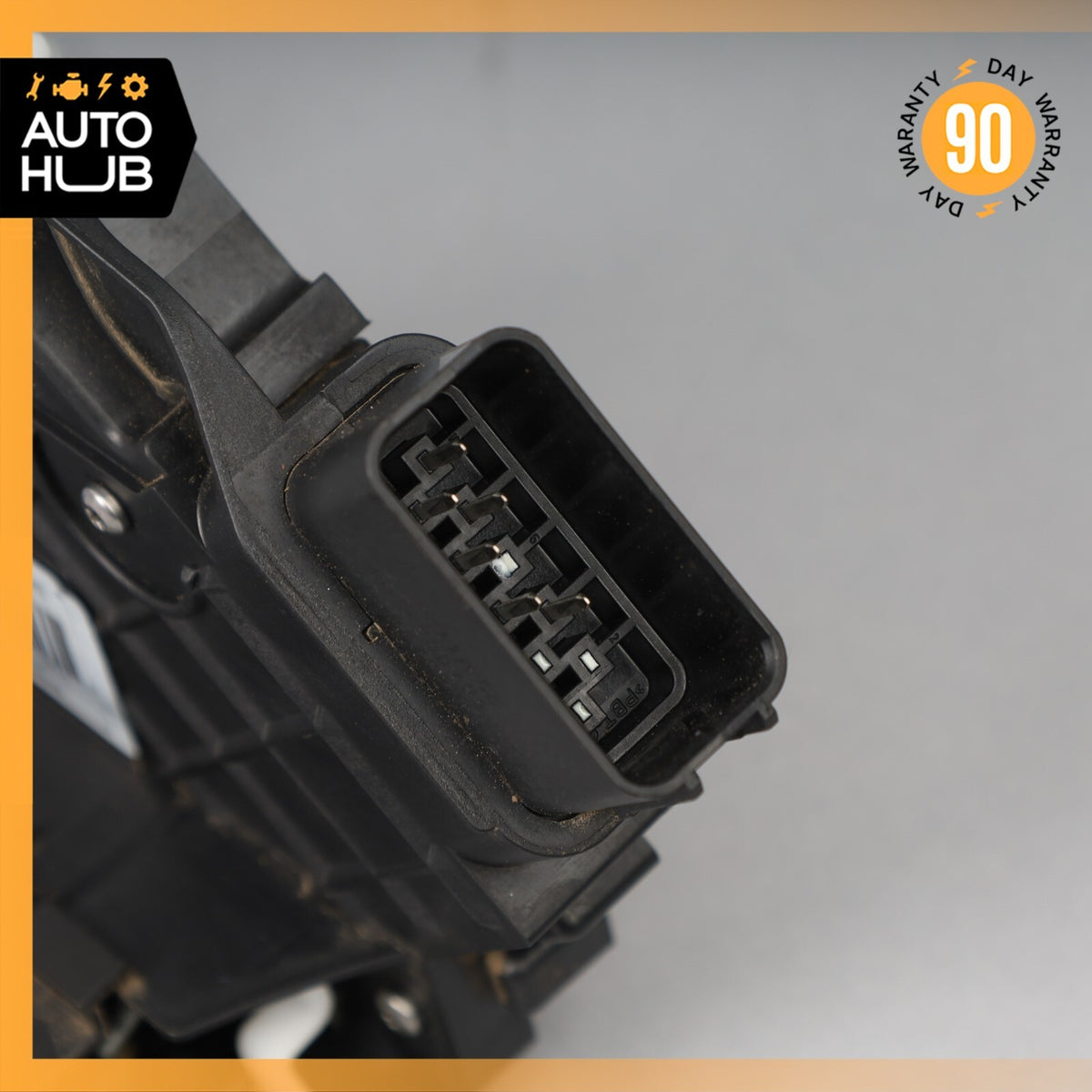 2012 Jaguar X250 XF Front Right Side Door Lock Latch 8X23203A28BE OEM - photo 8
