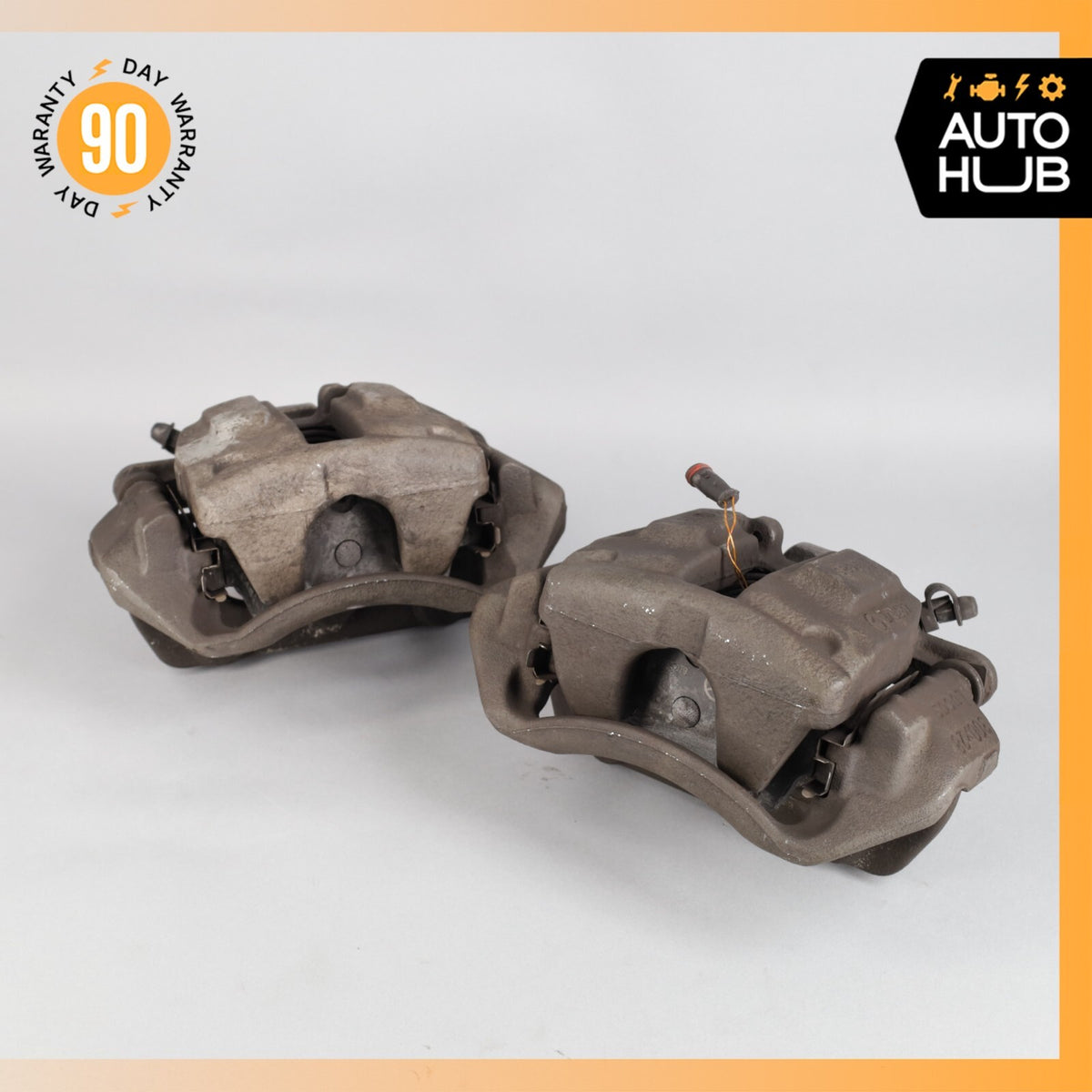 Mercedes R171 SLK280 SLK300 Front Brake Caliper Calipers Set 0034202383 OEM - photo 1
