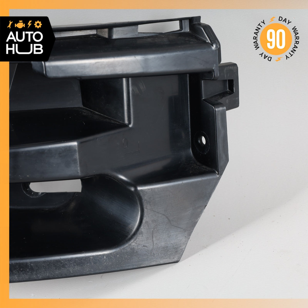 2015 Porsche Macan S 95B Rear Right Side Bumper Mount Bracket 95B807484 OEM - photo 5