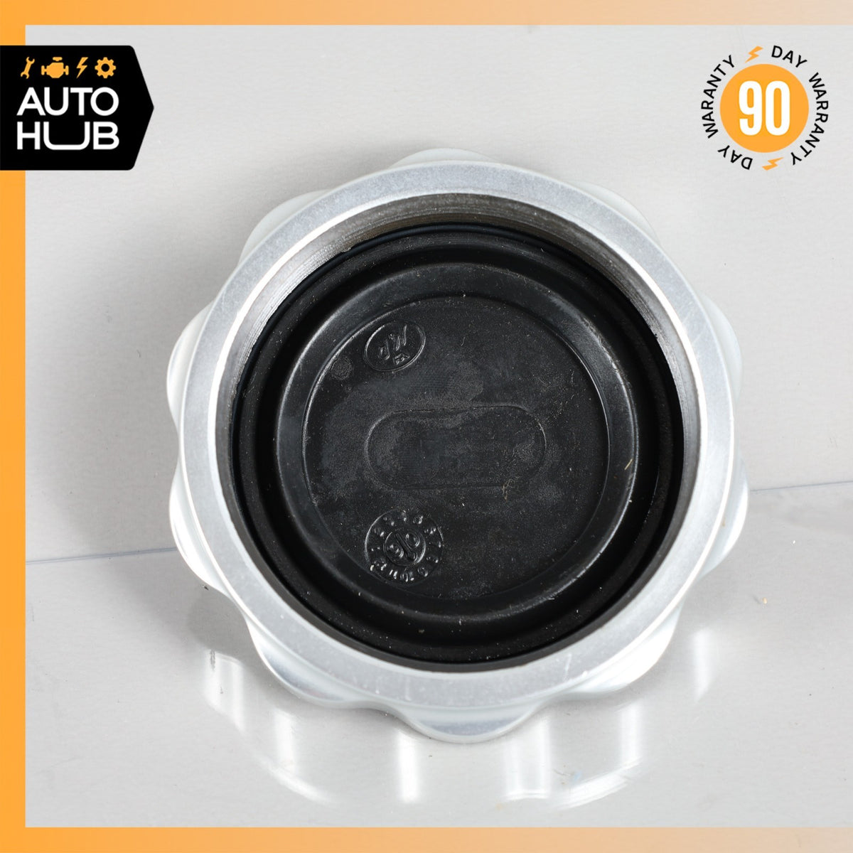 Ferrari F151 FF / GTC4Lusso / F12 / 612 / 812 Engine Oil Filler Cap 175708 OEM - photo 5