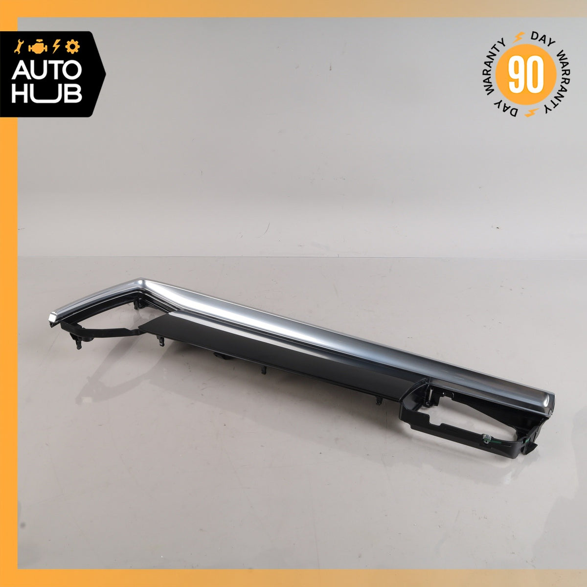 Porsche Macan 95B Right Dashboard Panel Molding Piano Wood 95B857224AA OEM 89k - photo 2