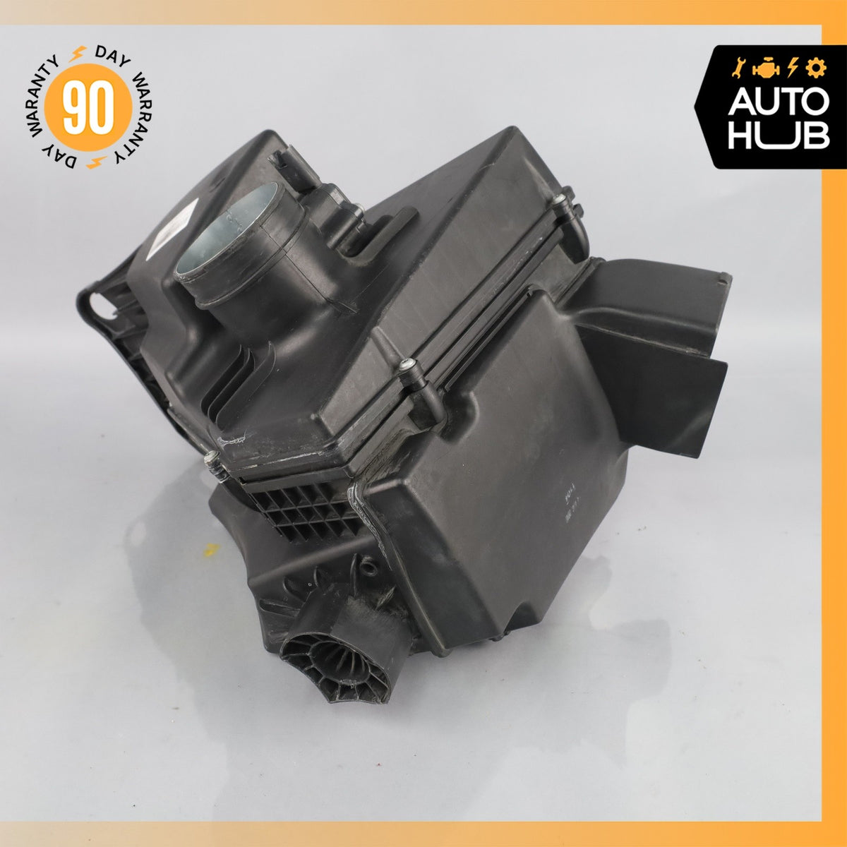 BMW E88 128i Engine Motor Air Intake Filter Box 13717555288 OEM - photo 1