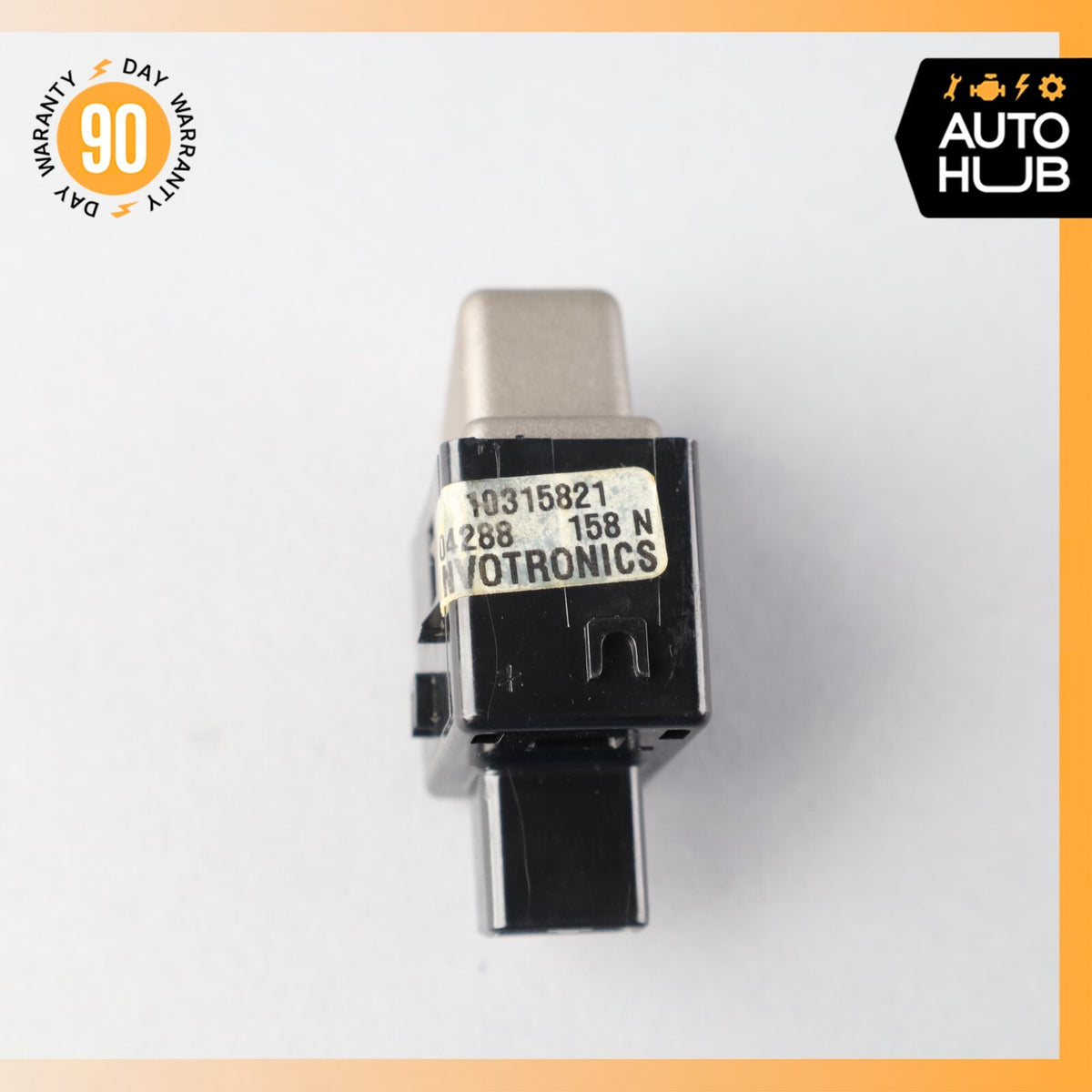 04-09 Cadillac XLR Hazard Warning Light Switch Button 10315821 OEM - photo 7
