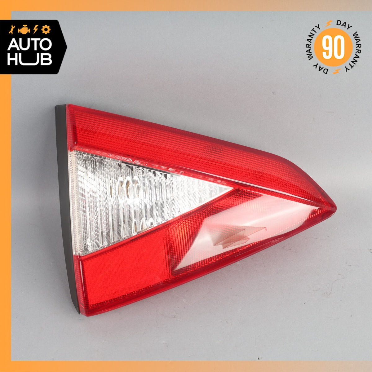 08-12 Maserati GranTurismo S M145 Left Driver Side Inner Tail Light Lamp OEM - photo 2