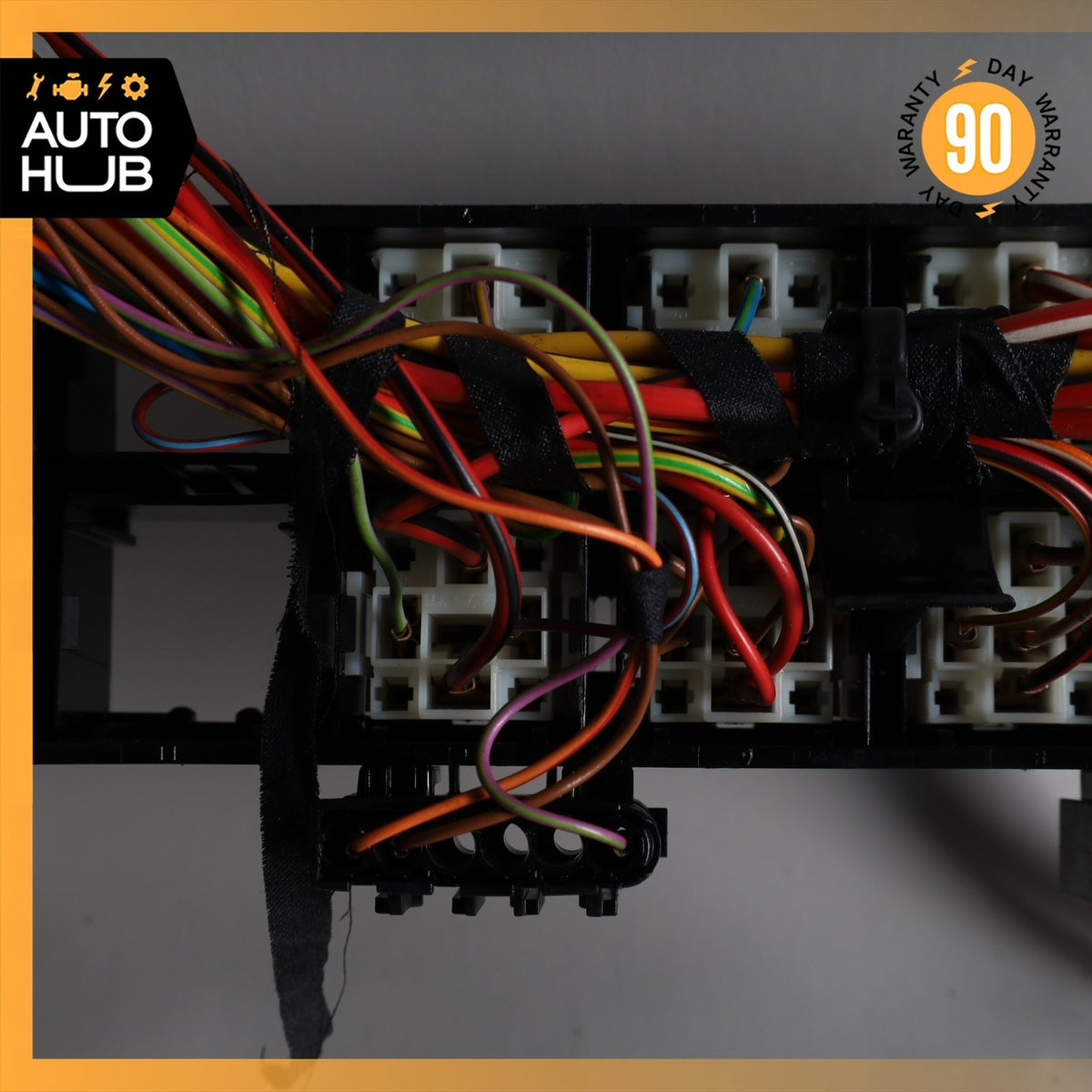 Porsche Boxster 986 Engine Compartment Relay Junction Fuse Box 99661011100 OEM - photo 9