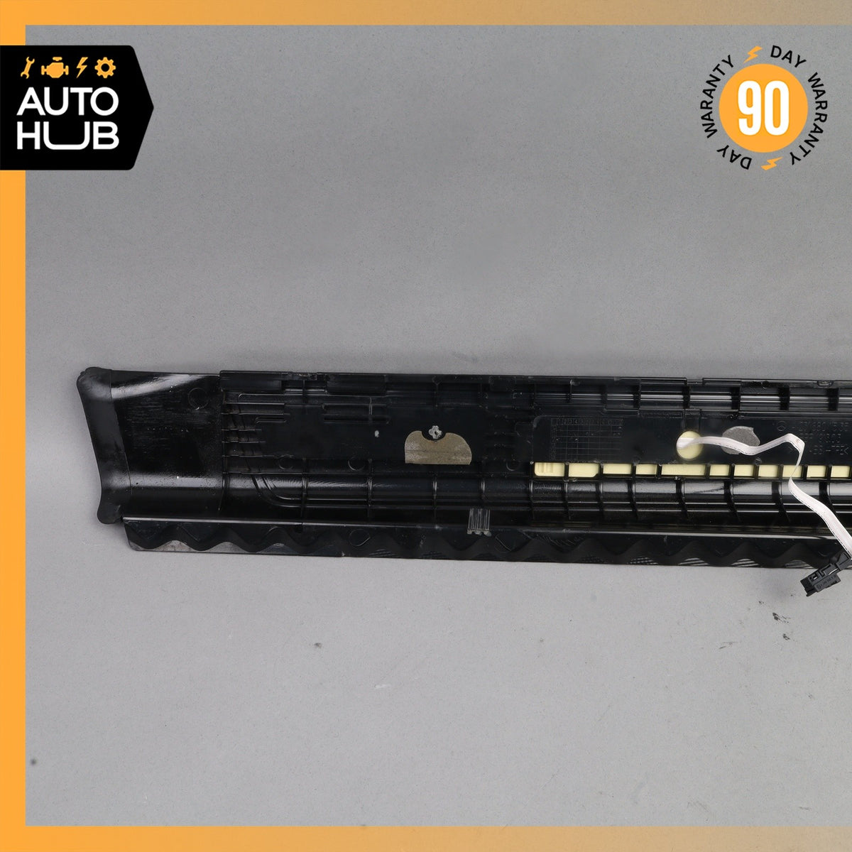 13-20 Mercedes R231 SL550 SL450 Left Side Door Step Sill Illuminated OEM - photo 11