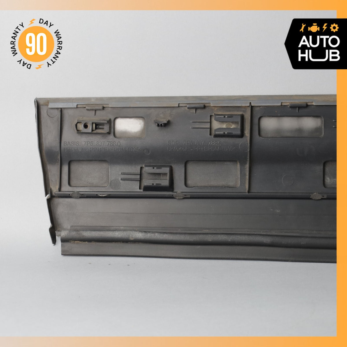11-18 Porsche Cayenne 958 Turbo Front Right Side Lower Door Molding OEM - photo 7