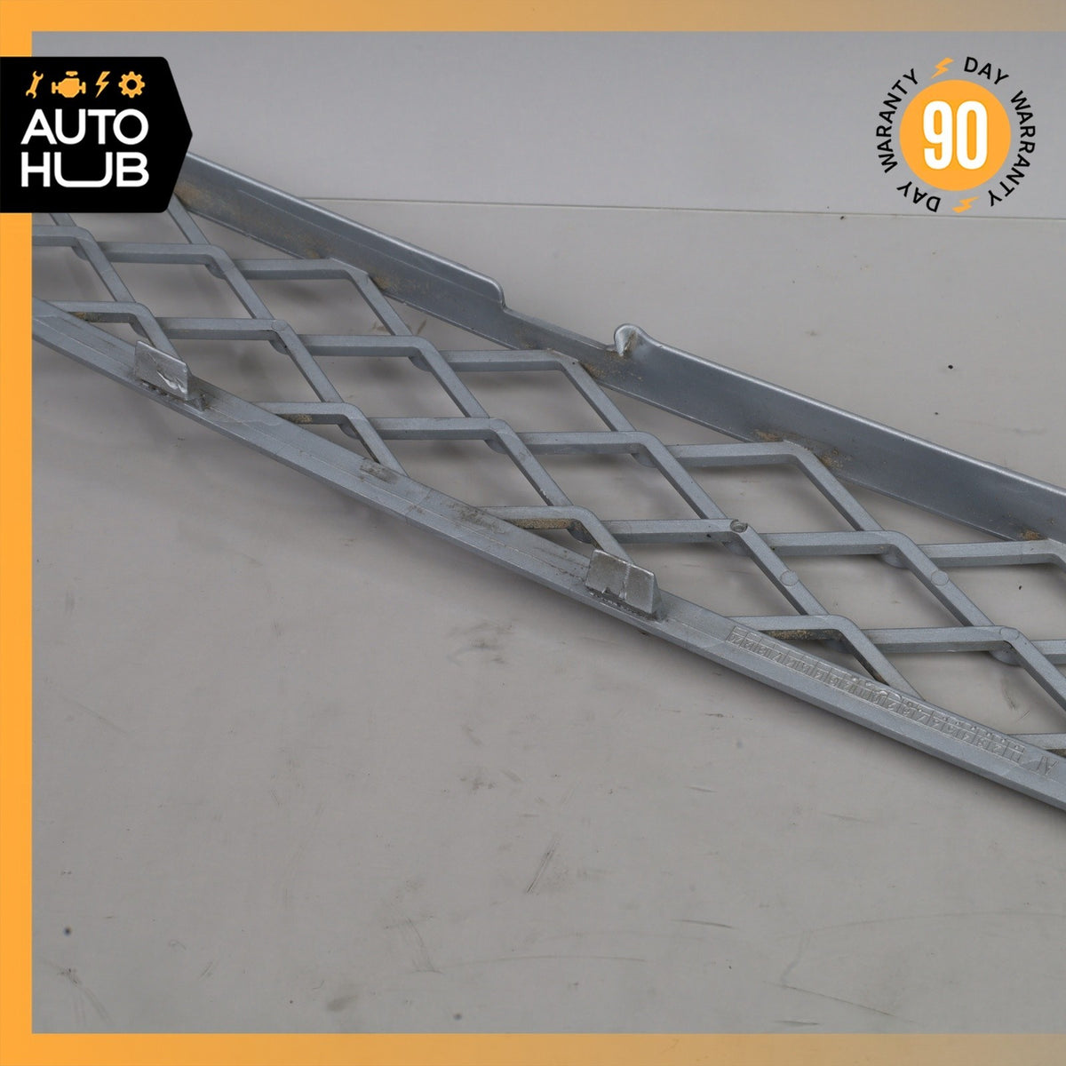 11-13 BMW E70 X5 Front Bumper Center Upper Mesh Grille OEM - photo 9