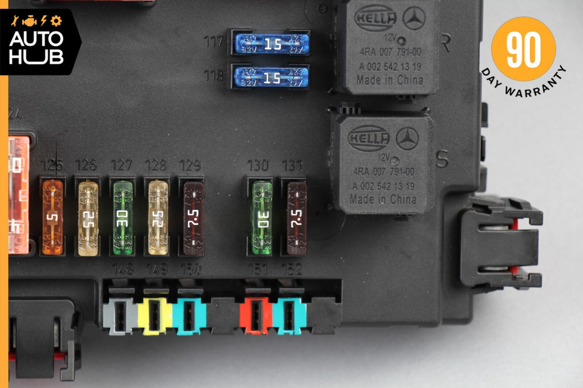 10-13 Mercedes W221 S400 S550 S63 AMG Rear Fuse Box Relay Control 2219003001 OEM - photo 7